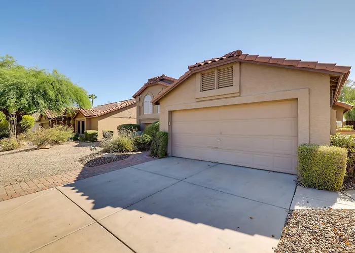 Pool Table, Golf Course View! Desert Oasis