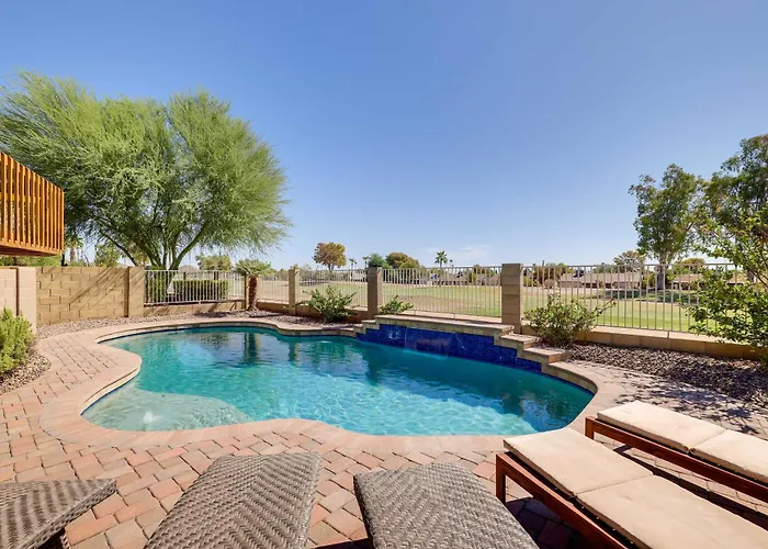Pool Table, Golf Course View! Desert Oasis Сasa de vacaciones Phoenix